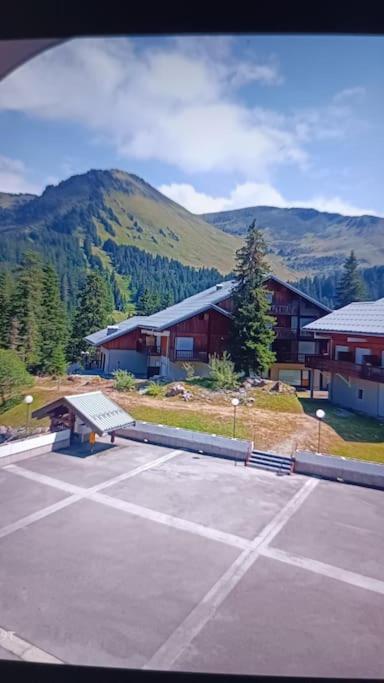 Studio Au Pied Des Pistes Avec Vue Sur La Montagne Mieussy Ngoại thất bức ảnh